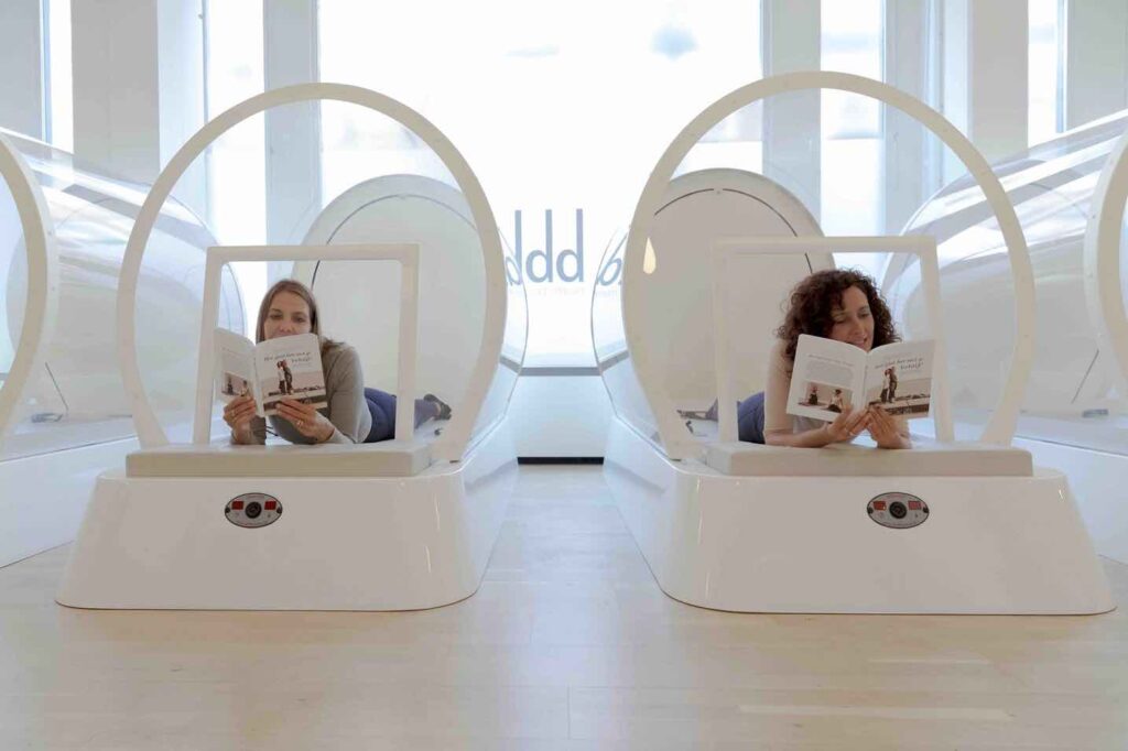 Founders Inge en Esther van bbb health boutique hebben een boek geschreven over leefstijl.